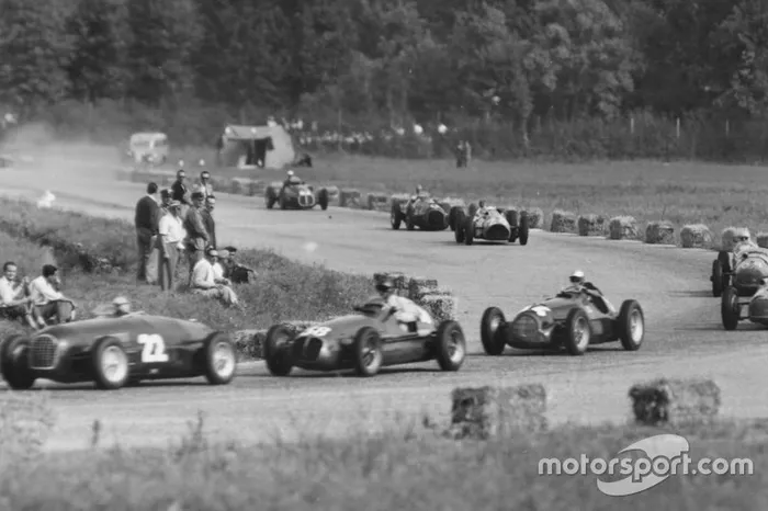 20 - (16 posições): Peter Whitehead, Ferrari: de 19º a 3º no GP da França de 1950