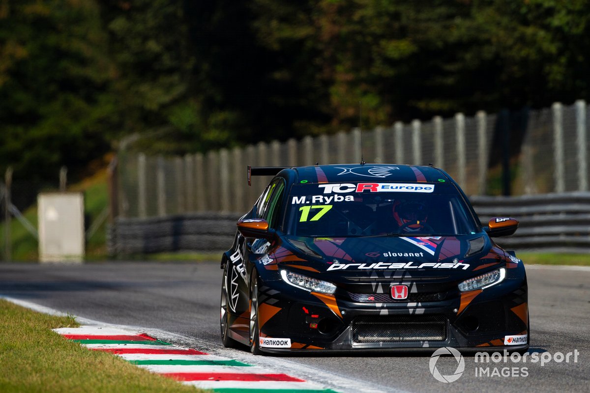 Martin Ryba, Brutal Fish Racing Team, Honda Civic Type R TCR