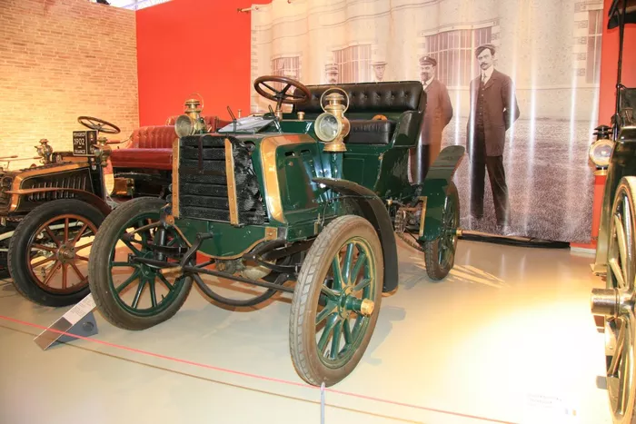 1900年：パナール・ルヴァッソール タイプA2 フェートン（Panhard et Levassor Type A2 Phaeton）