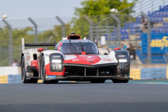 #7 Toyota Gazoo Racing Toyota GR010 - Hybrid Hypercar, Mike Conway, Kamui Kobayashi, José María López