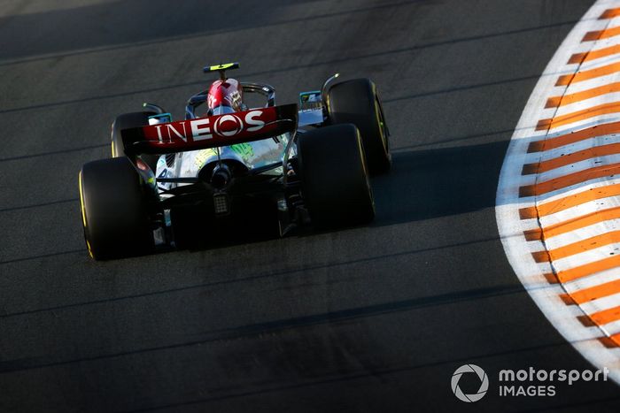 Lewis Hamilton, Mercedes W13