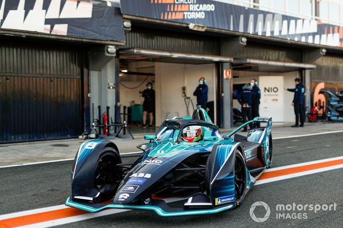 Oliver Turvey, NIO 333, NIO 333 001