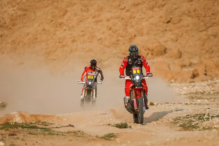 #1 Monster Energy Honda Team: Ricky Brabec, #17 FN Speed - Rieju Team KTM: Juan Pedrero Garcia