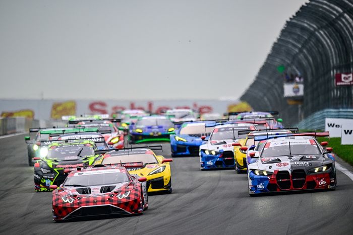 #9 Pfaff Motorsports Lamborghini Huracan GT3 EVO2: Andrea Caldarelli, Sandy Mitchell