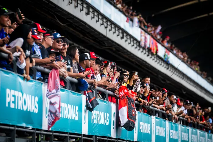 Fans