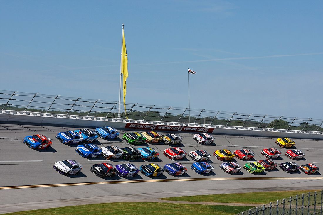 Cole Custer, Haas Factory Team Ford, Bubba Wallace, 23XI Racing Toyota