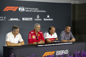 (L to R): Gil de Ferran, Sporting Director, McLaren, Maurizio Arrivabene, Team Principal, Ferrari, Frederic Vasseur, Sauber, Team Principal, and Guenther Steiner, Team Principal, Haas F1 in the Press Conference