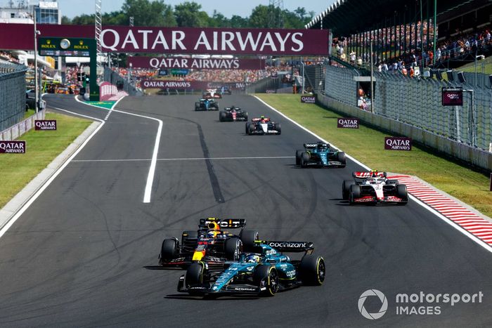 Fernando Alonso, Aston Martin AMR23, Sergio Pérez, Red Bull Racing RB19, Nico Hulkenberg, Haas VF-23, Lance Stroll, Aston Martin AMR23