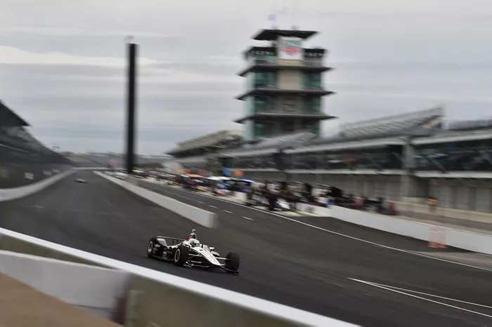 #22 Simon Pagenaud, Menards Team Penske, Team Penske Chevrolet