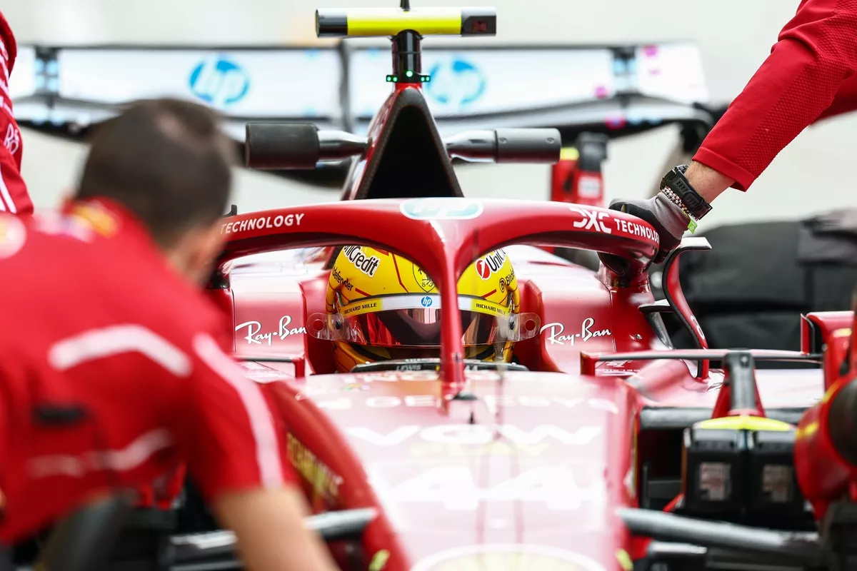 Ferrari F1 photo gallery: the most beautiful shots from the first day of testing in Bahrain