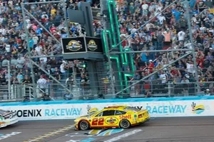 Joey Logano, Team Penske, Shell Pennzoil Ford Mustang