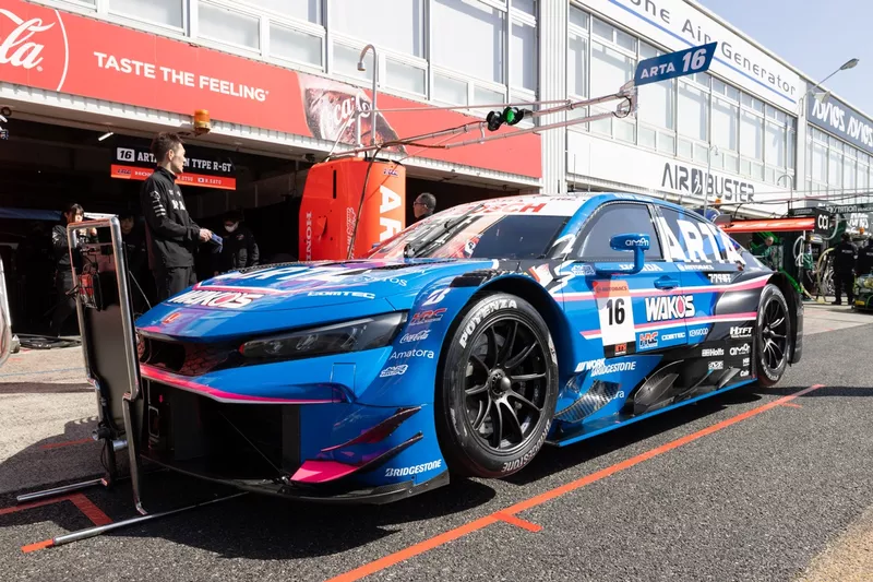 ギャラリー】青のARTA、0番のランボ……ニューマシンも続々。スーパーGT
