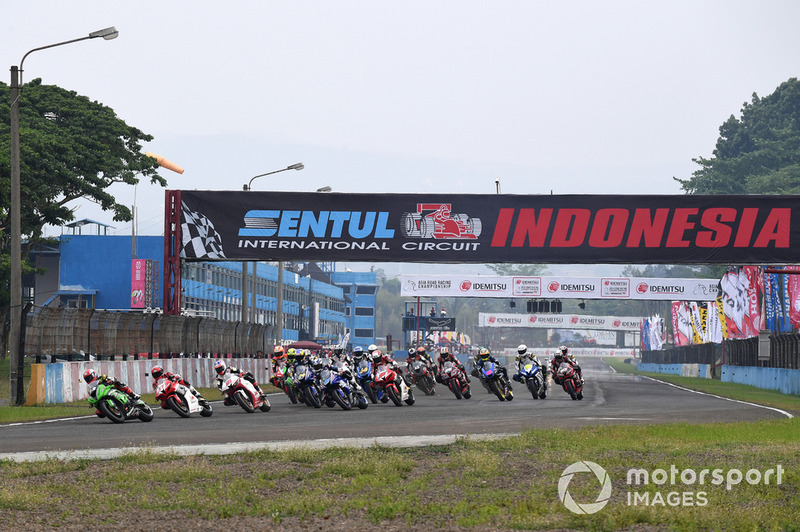 Race 2 SuperSports 600cc ARRC Sentul 2018