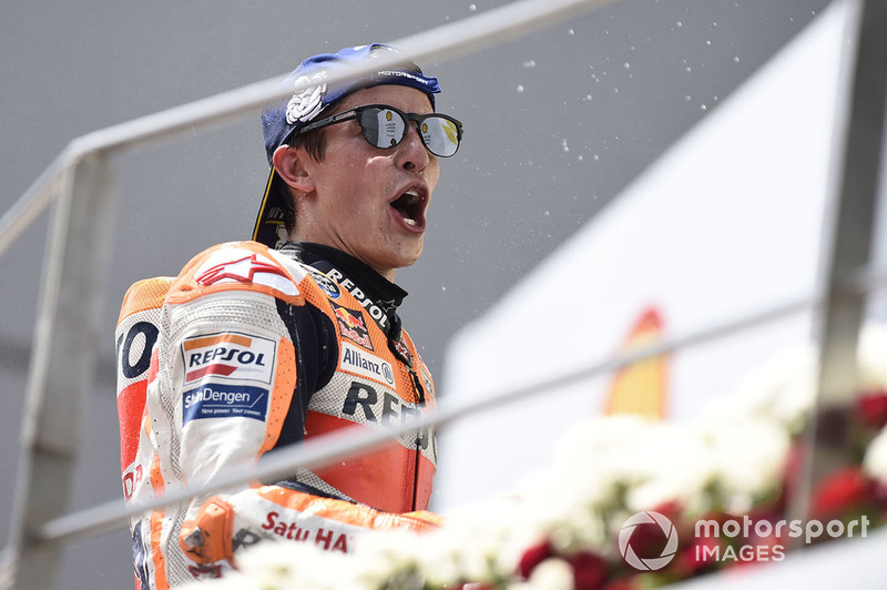 Подіум: переможець гонки Марк Маркес, Repsol Honda Team