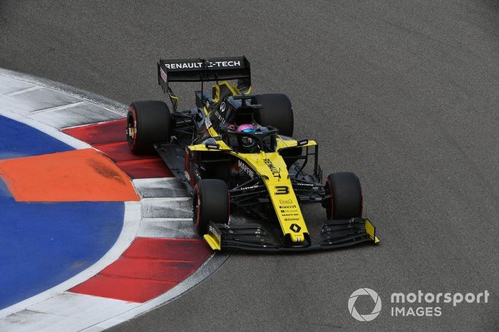 Daniel Ricciardo, Renault F1 Team R.S.19