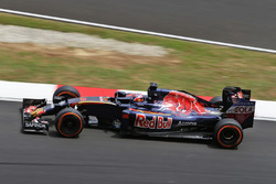 Даниил Квят, Scuderia Toro Rosso STR11