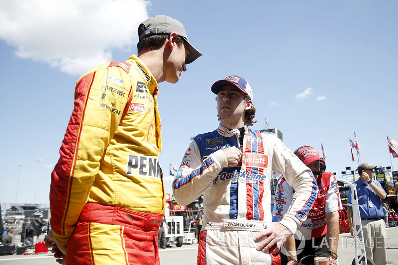 Ryan Blaney, Wood Brothers Racing Ford, Joey Logano, Team Penske Ford
