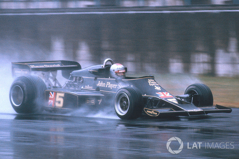 Mario Andretti, Lotus 77