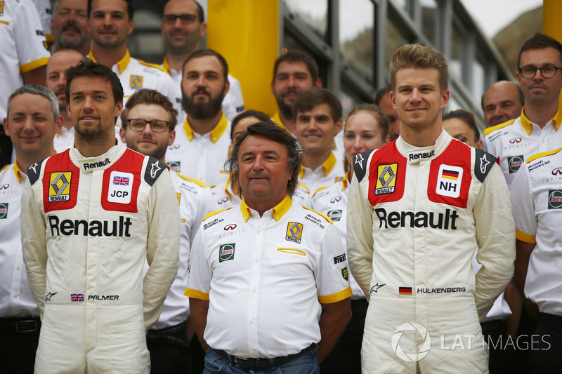 Jolyon Palmer, Renault Sport F1 Team, Nico Hulkenberg, Renault Sport F1 Team, con René Arnoux, usand