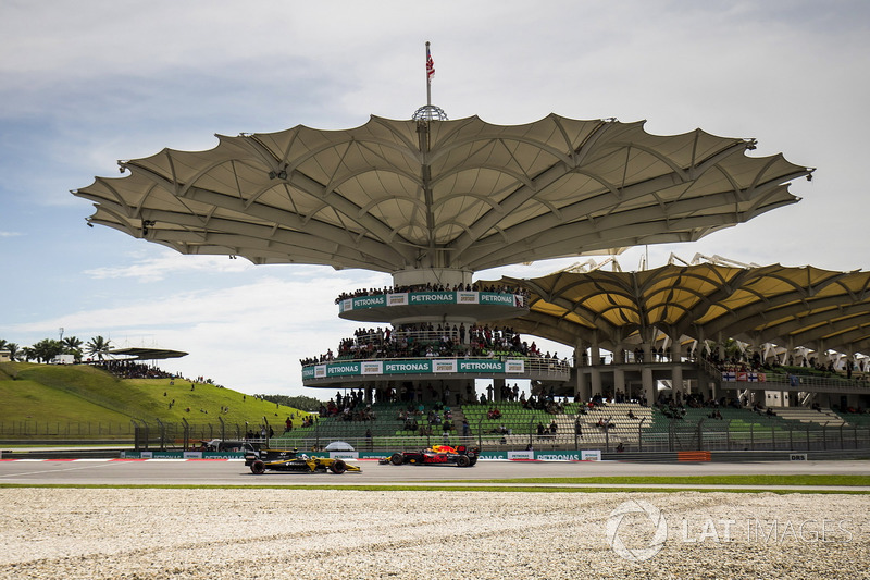 Макс Ферстаппен, Red Bull Racing RB13, Джоліон Палмер, Renault Sport F1 Team RS17