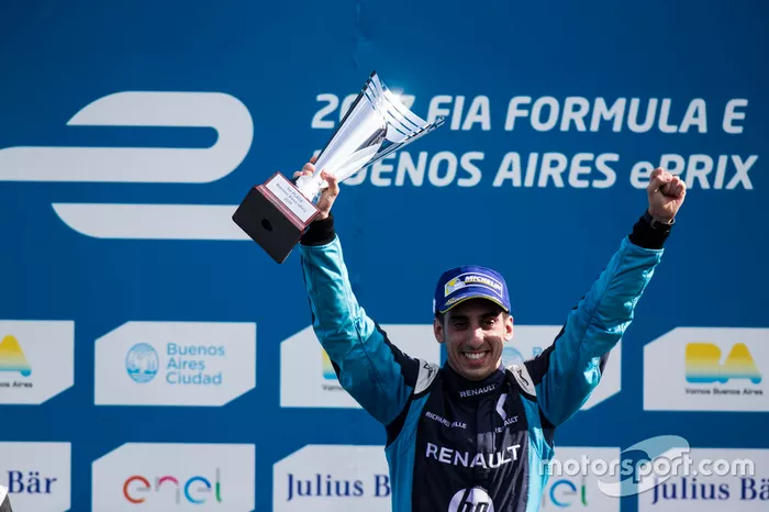 Podio: il vincitore della gara Sébastien Buemi, Renault e.Dams