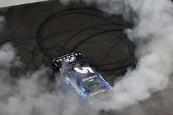 Race winner Kasey Kahne, Hendrick Motorsports Chevrolet