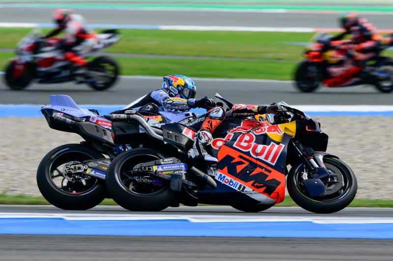 Pedro Acosta, Red Bull KTM Factory Racing, Alex Marquez, Gresini Racing