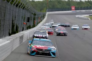 Kyle Busch, Joe Gibbs Racing, Toyota Camry M&M's Hazelnut