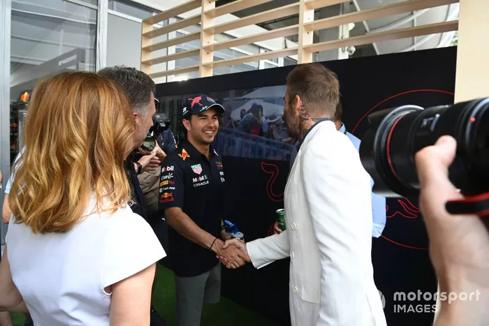 David Beckham se reúne con Sergio Pérez, de Red Bull Racing