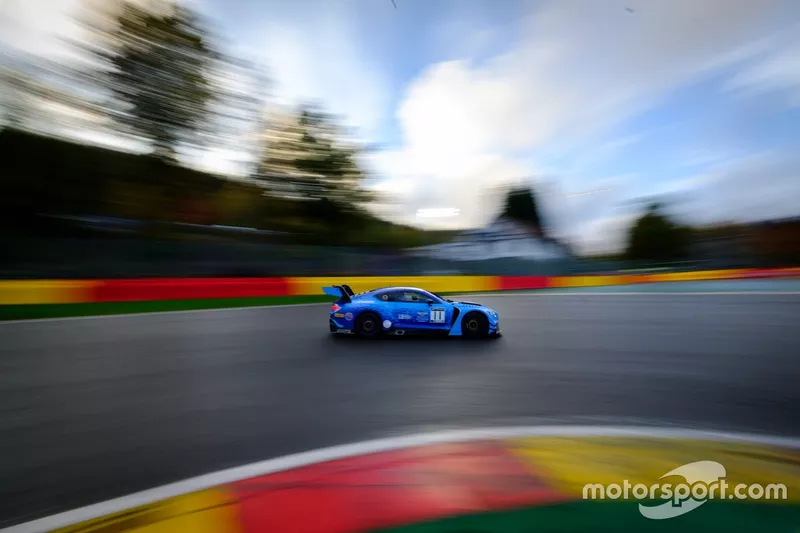 #11 Team Parker Racing Bentley Continental GT3: Nicolai Kjaergaard, Euan McKay, Frank Bird