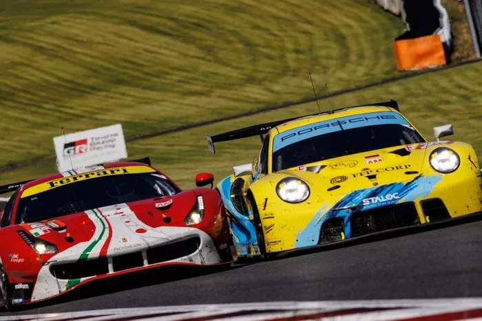 #88 Dempsey-Proton Racing Porsche 911 RSR - 19 GTE-AM: Fred Poordad, Patrick Lindsey, Jan Heylen