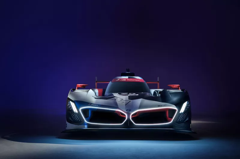 BMW M Hybrid V8 livery