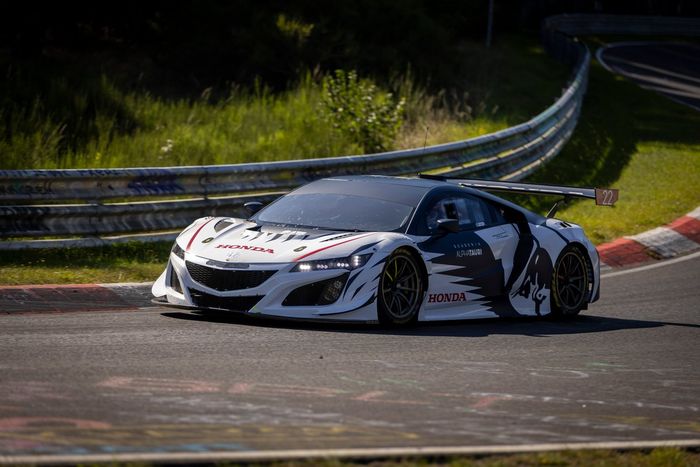 Yuki Tsunoda, AlphaTauri HONDA NSX GT-3 Evo