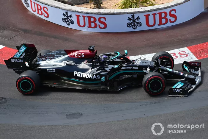 Lewis Hamilton, Mercedes W12