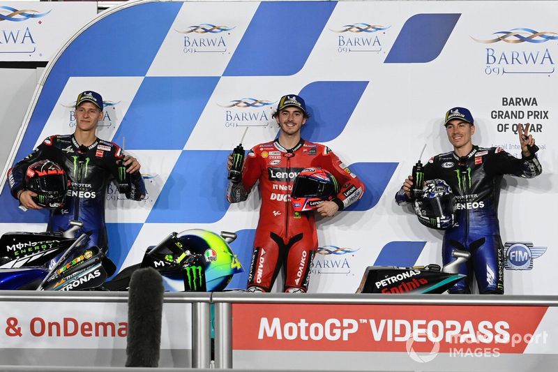 Top 3, Ganador de la pole Francesco Bagnaia, Ducati Team, Fabio Quartararo, Yamaha Factory Racing, Maverick Viñales, Yamaha Factory Racing parc ferme
