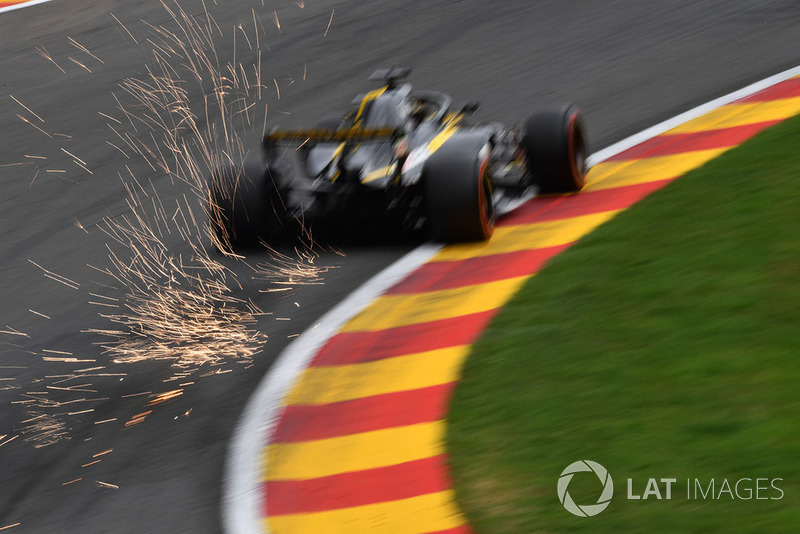 18: Ніко Хюлькенберг, Renault Sport F1 Team R.S. 18 (штраф)