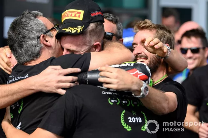 Jonathan Rea, Kawasaki Racing Team festeggia il suo quinto titolo