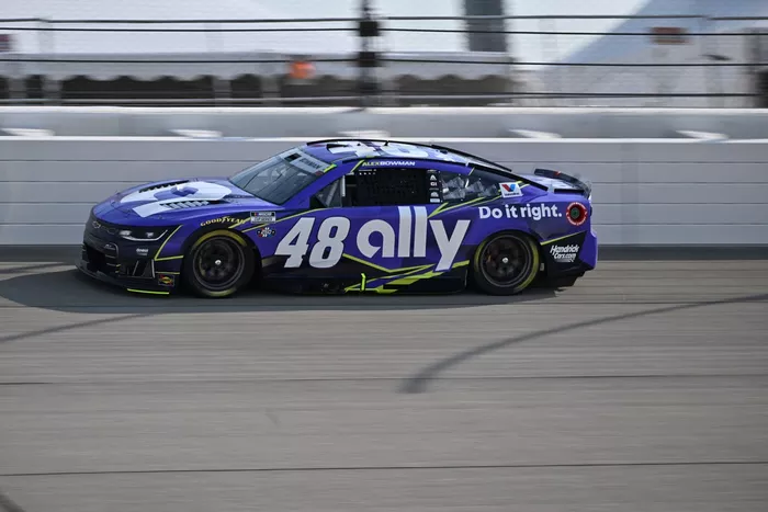 Alex Bowman, Hendrick Motorsports