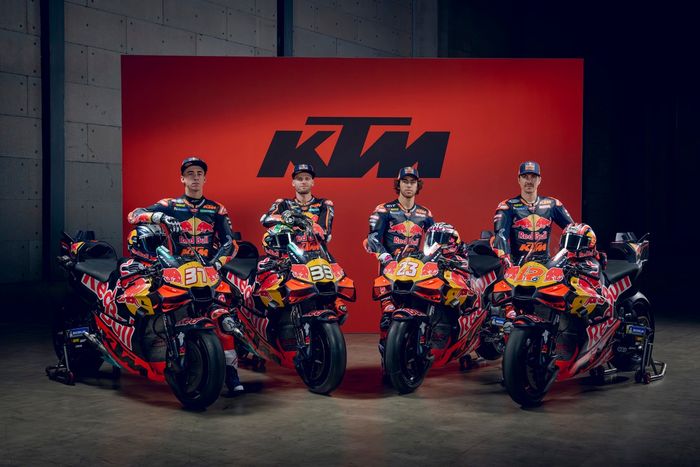 Pedro Acosta, Red Bull KTM Tim Pabrik, Brad Binder, Red Bull KTM Tim Pabrik, Enea Bastianini, Red Bull KTM Tech 3, Maverick Vinales, Red Bull KTM Tech 3
