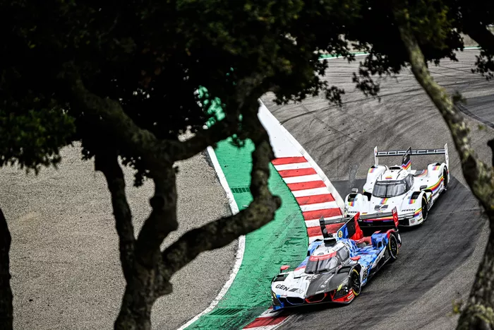 #25 BMW M Team WRT: Philipp Eng, Marco Wittmann, #7 Porsche Penske Motorsport: Felipe Nasr, Julien Andlauer