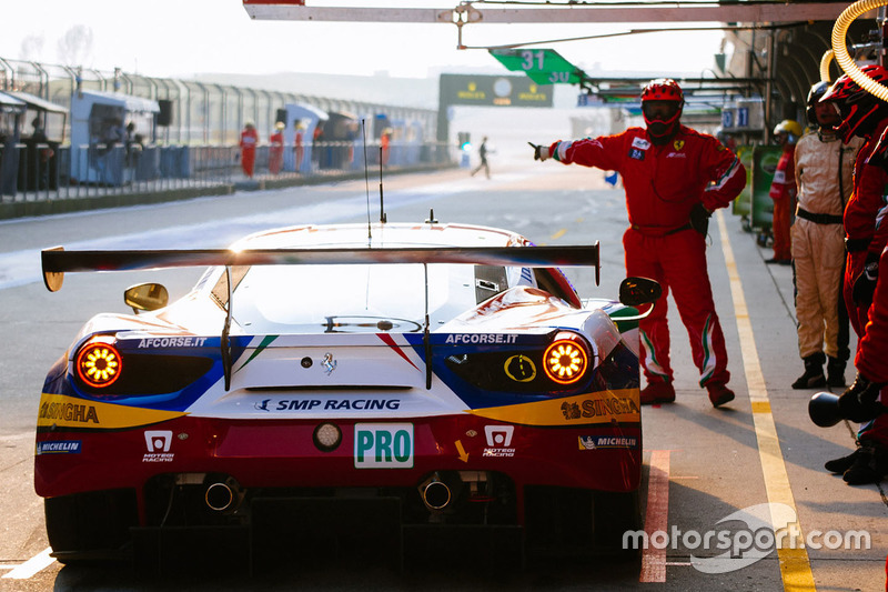24. #51 AF Corse Ferrari 488 GTE: Джанмарія Бруні, Джеймс Каладо