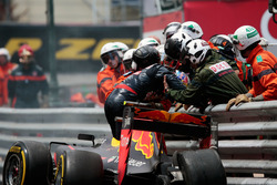 Макс Ферстаппен, Red Bull Racing RB12 розбив машину