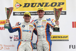 Podium: race winner Sam Tordoff, Team JCT1600 With Gardx, third place Robert Collard, Team JCT1600 With Gardx