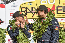 I vincitori Paolo Andreucci, Anna Andreussi, Peugeot Sport Italia