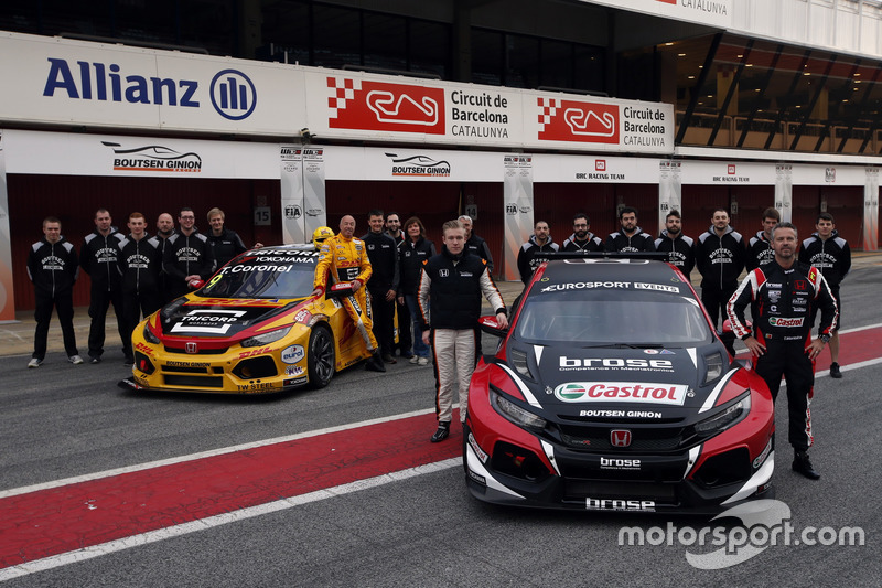 Гонщики Boutsen Ginion Racing Тьягу Монтейру и Том Коронель, автомобили Honda Civic Type R TCR (FK8)