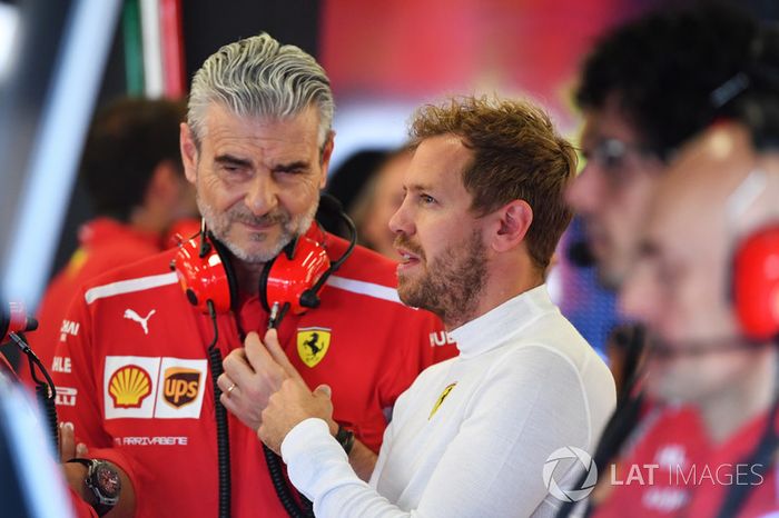 Sebastian Vettel, Ferrari y Maurizio Arrivabene, Ferrari Team Principal