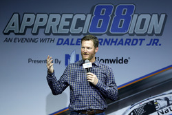 Dale Earnhardt Jr., Hendrick Motorsports