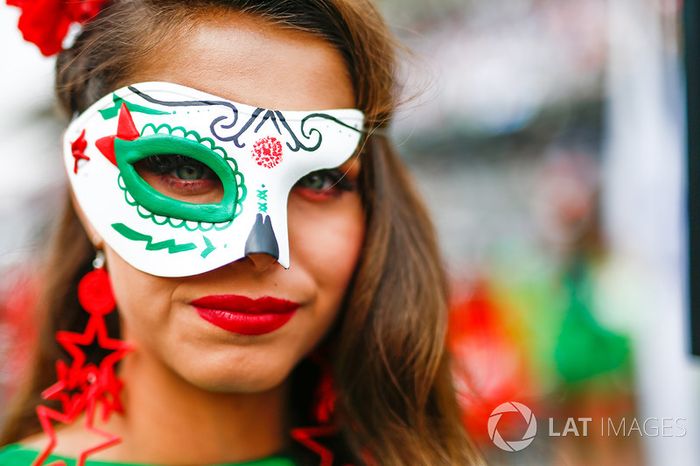 Chica de la parrilla