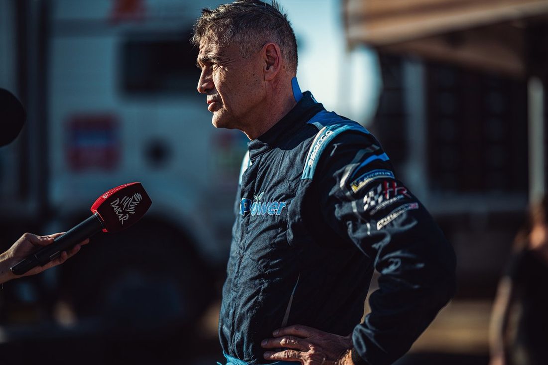 #217 X-raid Mini JCW Team Mini John Cooper Works Rally Plus: Krzysztof Hołowczyc, Łukasz Kurzeja