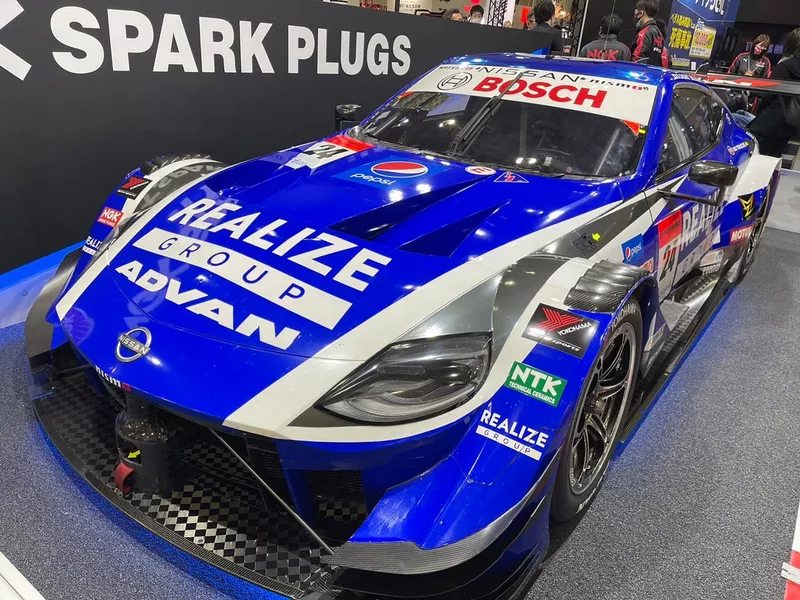 #24 リアライズコーポレーション ADVAN Z